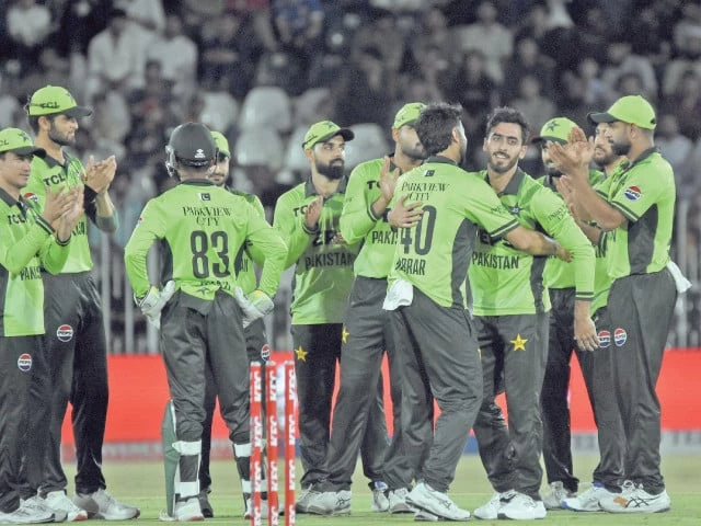 Pakistan outspin Australia in first ODI
