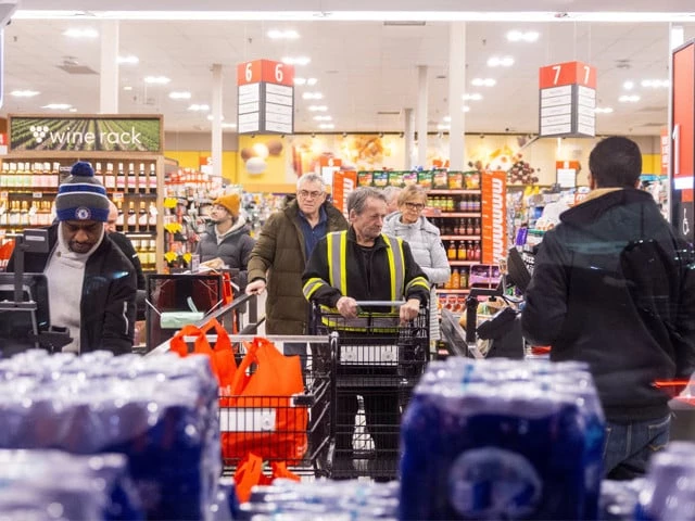 Canada enters surprise technical recession