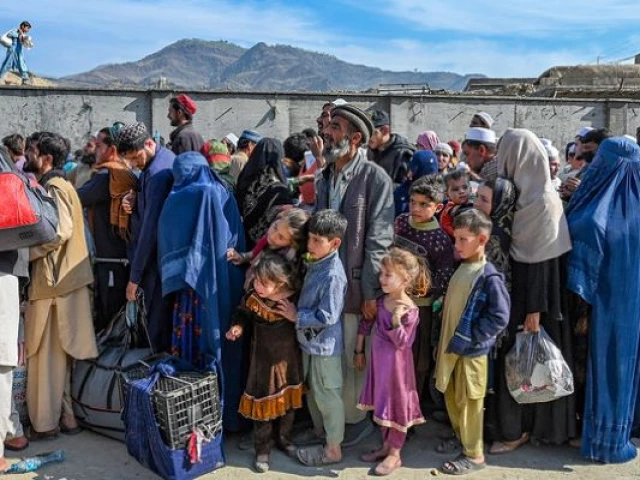 Truck accident in Afghanistan kills 18, injures 35