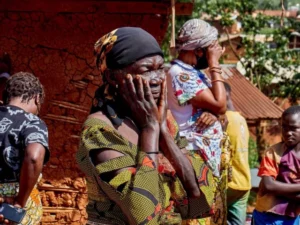 WHO chief says suspected Ebola deaths at 220, says epidemic ‘outpacing us’