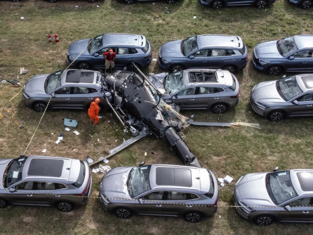 6 killed in mid-air helicopter collision in Brazil
