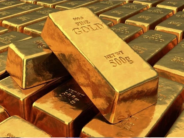 Gold eases despite global price recovery
