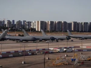 Israel to receive more US refuelling planes as Iran attacks intensify, Israeli officials say