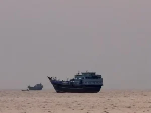 UN urges evacuation of 6,000 sailors stranded In Hormuz Strait
