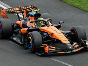 Norris finds pace to edge Hamilton