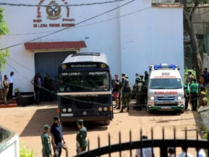 Clashes escalate at Sri Lanka prison to leave 25 dead, many more injured