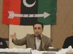 Bilawal criticises PML-N over portraying public buses as personal gifts, urges AJK voters to back PPP