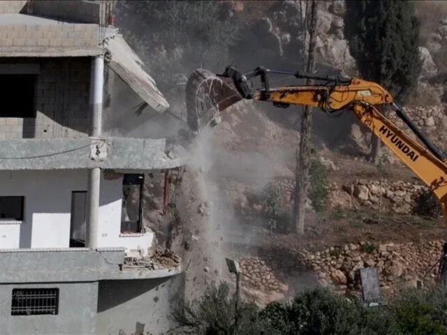 Israeli army demolishes homes in southern Lebanon despite framework deal