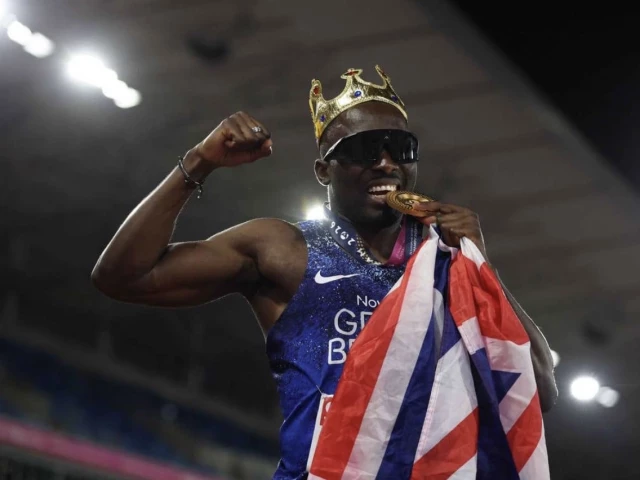 Britain’s Glave upstages Jacobs to win European 100m gold