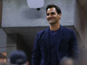 Federer set for brief Ashe return