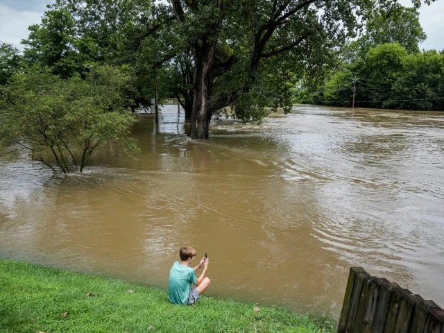At least six dead as historic flooding inundates US state of Indiana