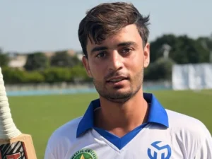Farooq smashes record 14 sixes in President’s Trophy