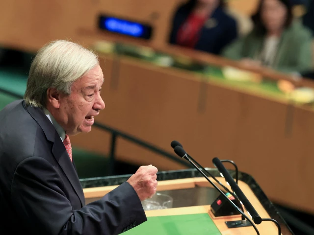 Outgoing UN chief makes climate push at New York summit