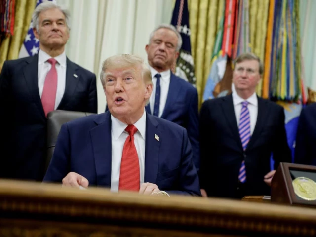 Trump signs bill authorizing sweeping Russia sanctions