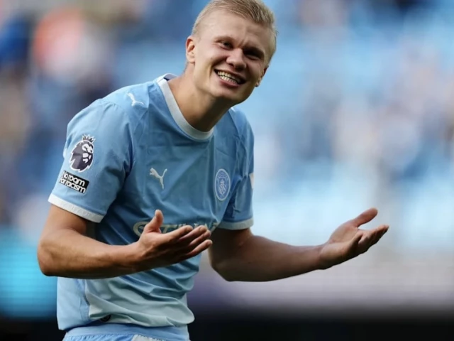 Manchester City must ‘stick together’ during crisis, says Haaland